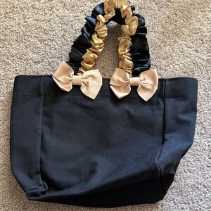 Chic Black and Tan Women's Tote Bag